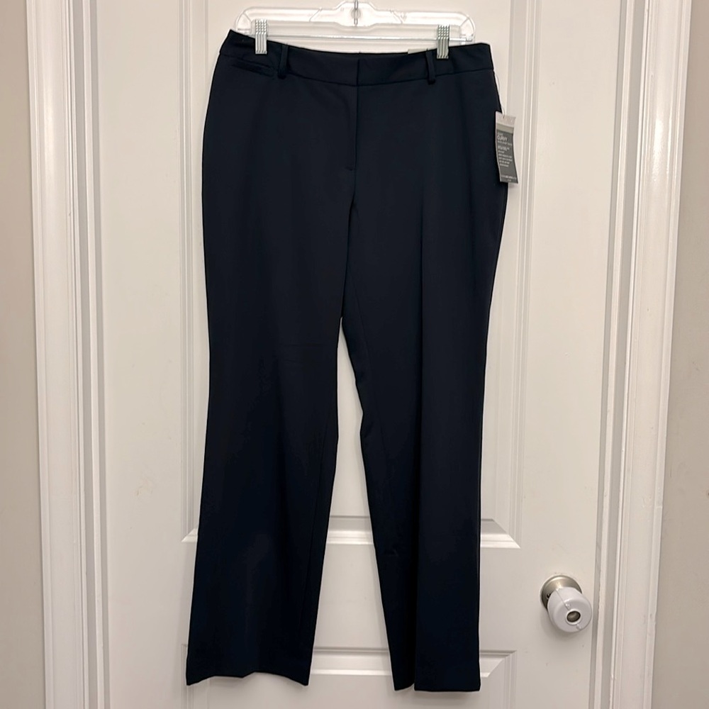 Liz Claiborne Career Elizabeth Curvy Bootcut Tummy Control 8 Short Blue